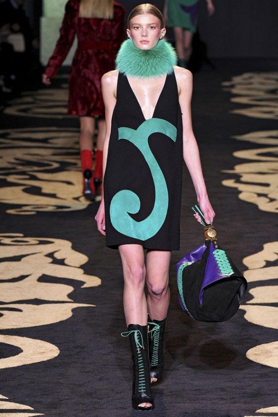 Versace 2011 – 2012 sonbahar kış koleksiyonu